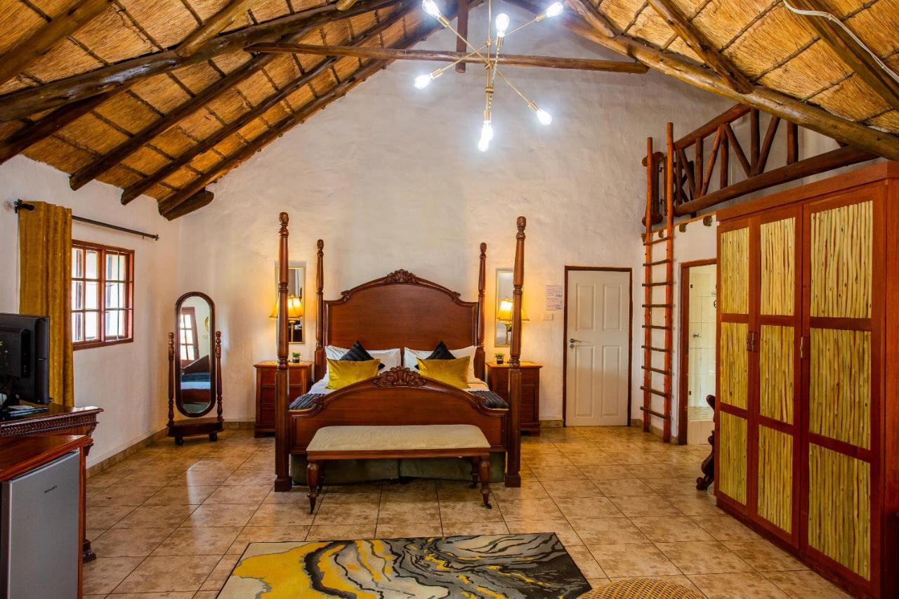 The Villa Manor & Spa Bela-Bela Extérieur photo